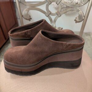 Naked Feet Brown Suede Platform Clog Mules – Size 9 NEW